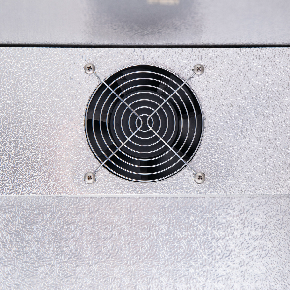 Back Bar Bottle Cooler – 3 Door, Sliding